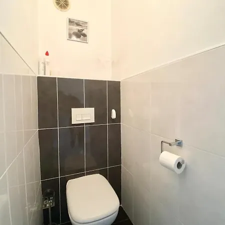 Apartman A *