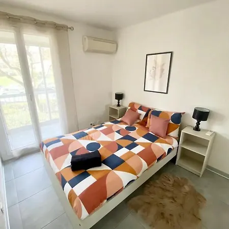 A Apartman *